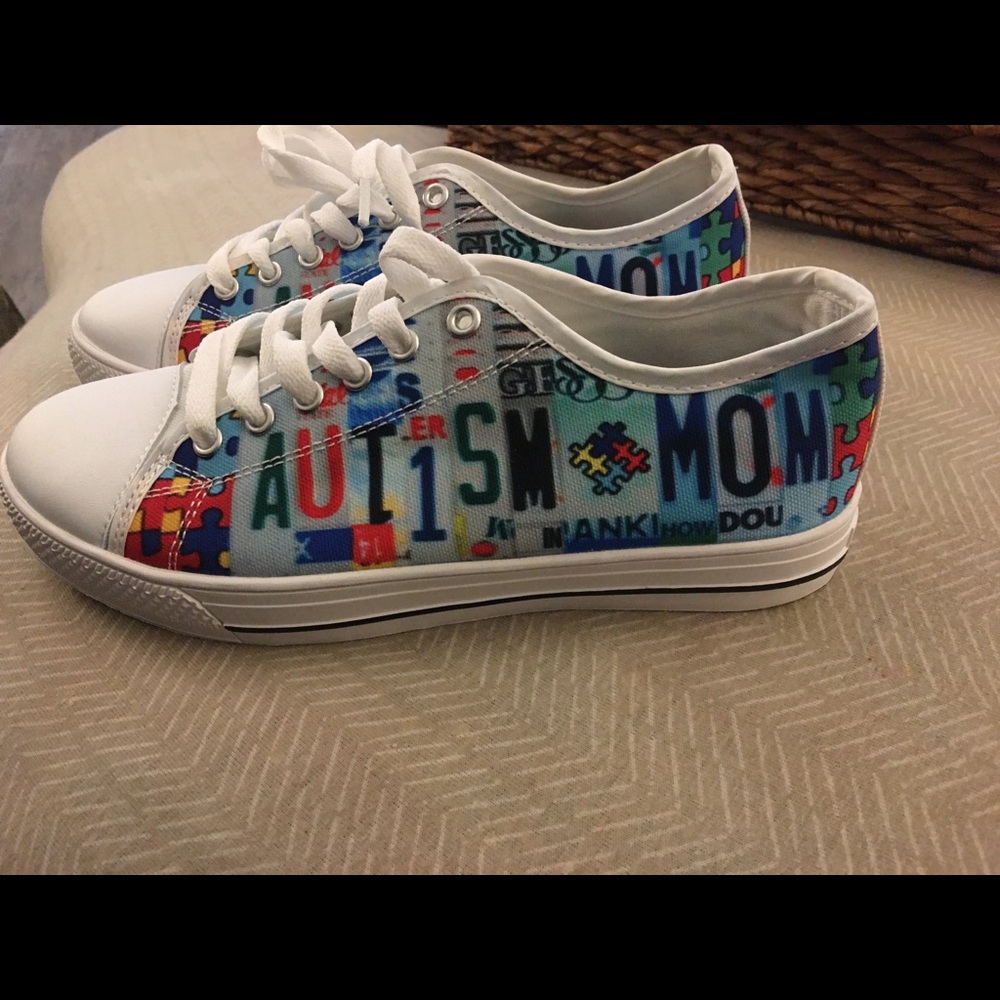 Converse like...new without tags